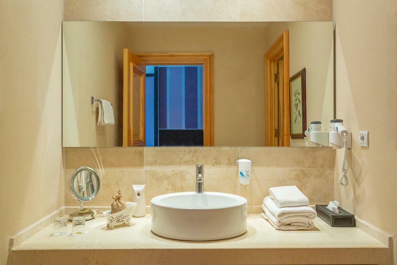 Villa Estet Bag Hotel Kula Ngoại thất bức ảnh
