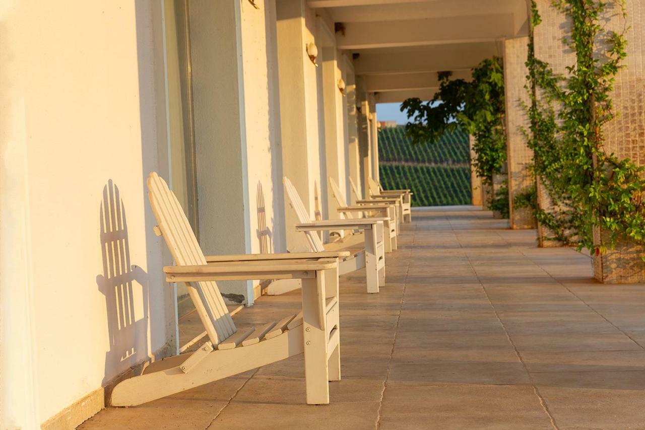 Villa Estet Bag Hotel Kula Ngoại thất bức ảnh