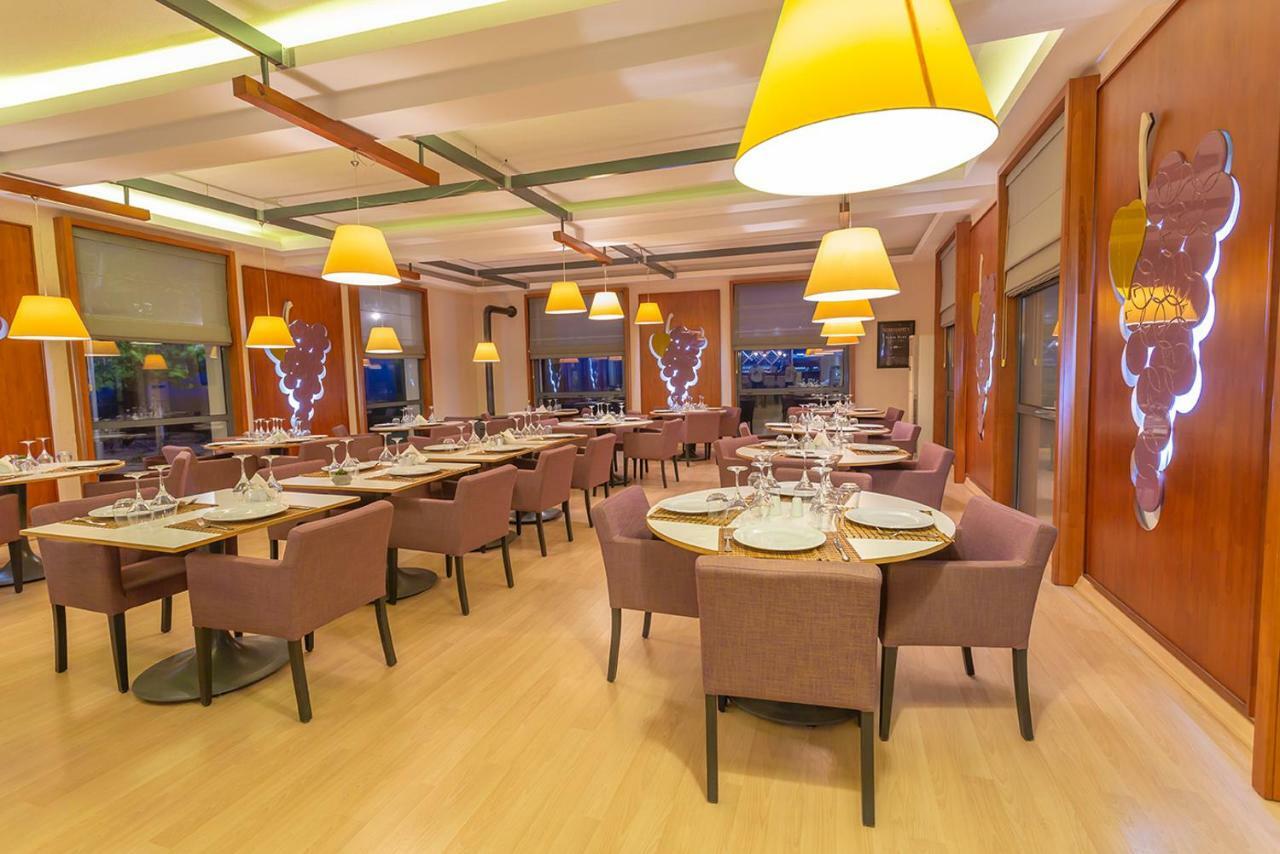 Villa Estet Bag Hotel Kula Ngoại thất bức ảnh
